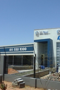Sign-Out-BIG-BUILDING-SIGNAGE-AND-WRAPS-02